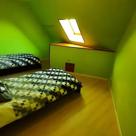 Excallibur, Aux Portes De Broceliande Carentoir